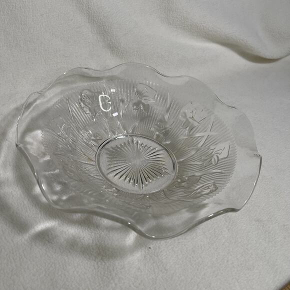 Vintage Depression Glass Jeannette Glass Iris Herringbone Ruffled Bowl 11 1/2" - Picture 1 of 5